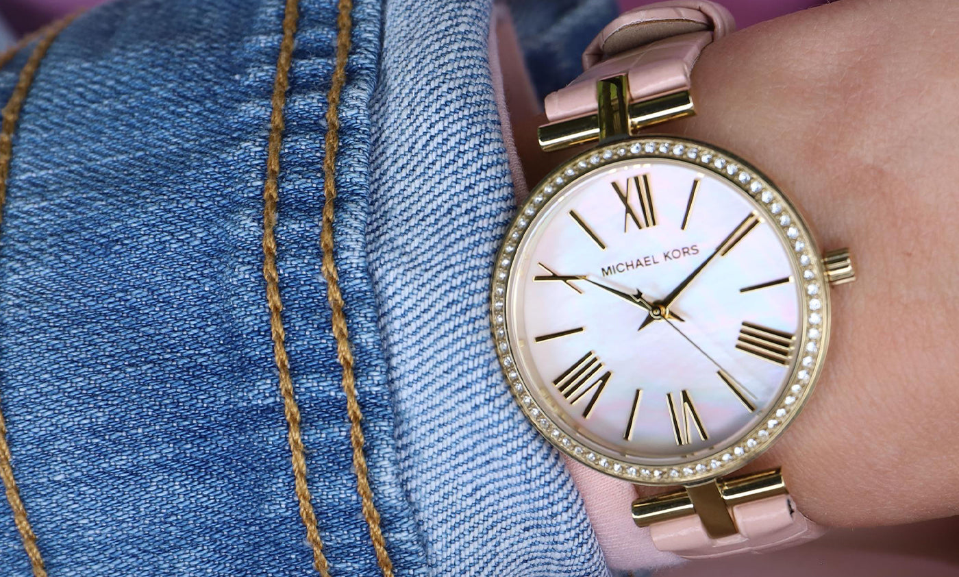 Michael Kors Maci Quartz MK2790 Diamond Accent Women’s Watch – A perfect gift!